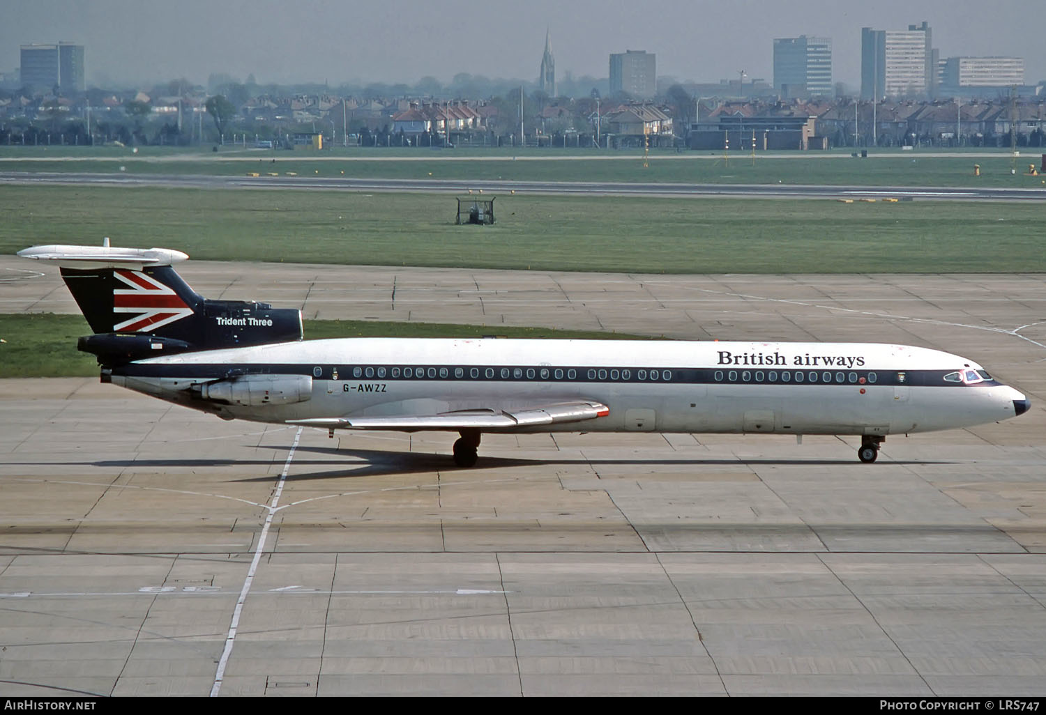 Aircraft Photo of G-AWZZ | Hawker Siddeley HS-121 Trident 3B | British Airways | AirHistory.net #293993