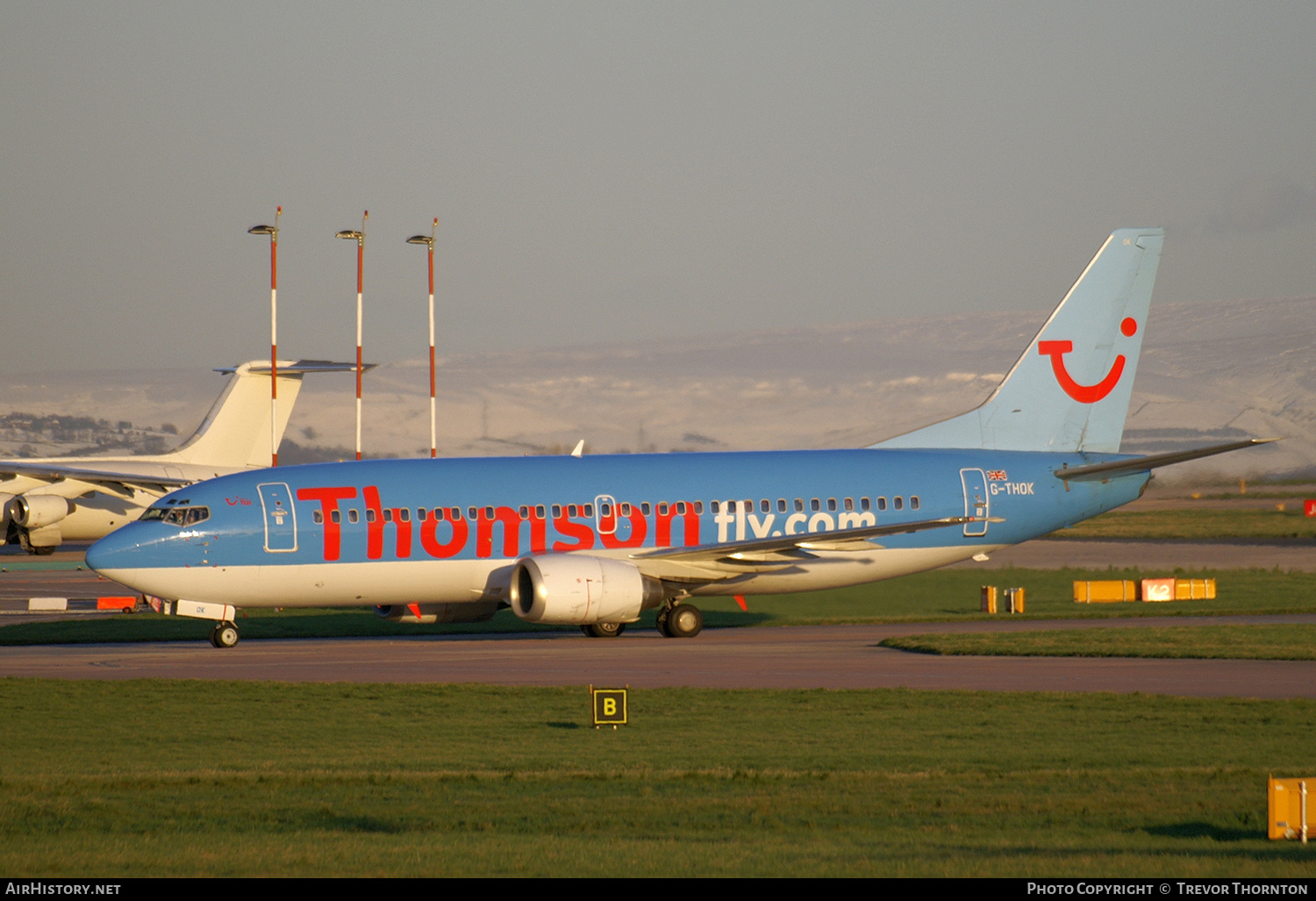 Aircraft Photo of G-THOK | Boeing 737-36Q | Thomsonfly | AirHistory.net #294031