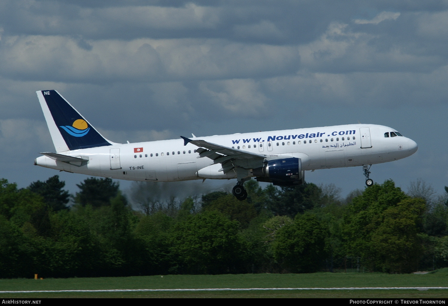 Aircraft Photo of TS-INE | Airbus A320-212 | Nouvelair Tunisie | AirHistory.net #294036