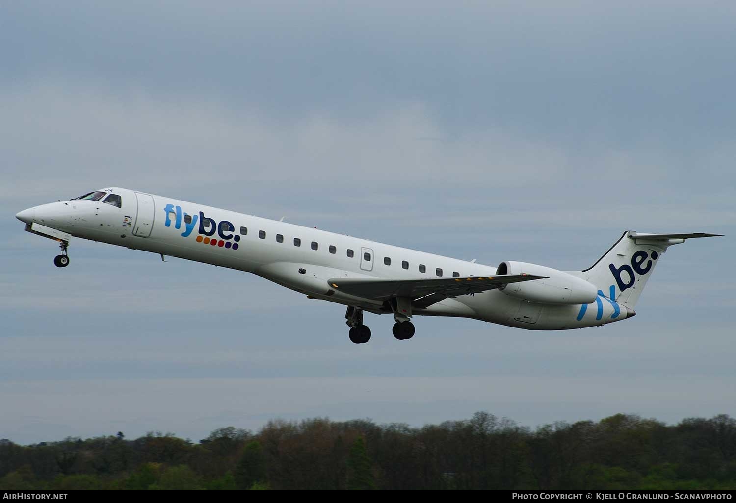 Aircraft Photo of G-ERJA | Embraer ERJ-145EP (EMB-145EP) | Flybe | AirHistory.net #294064