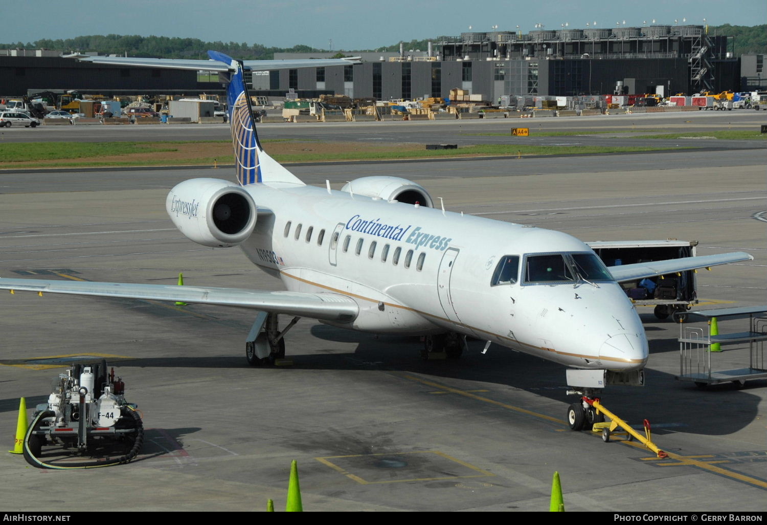 Aircraft Photo of N19503 | Embraer ERJ-135LR (EMB-135LR) | Continental Express | AirHistory.net #294075