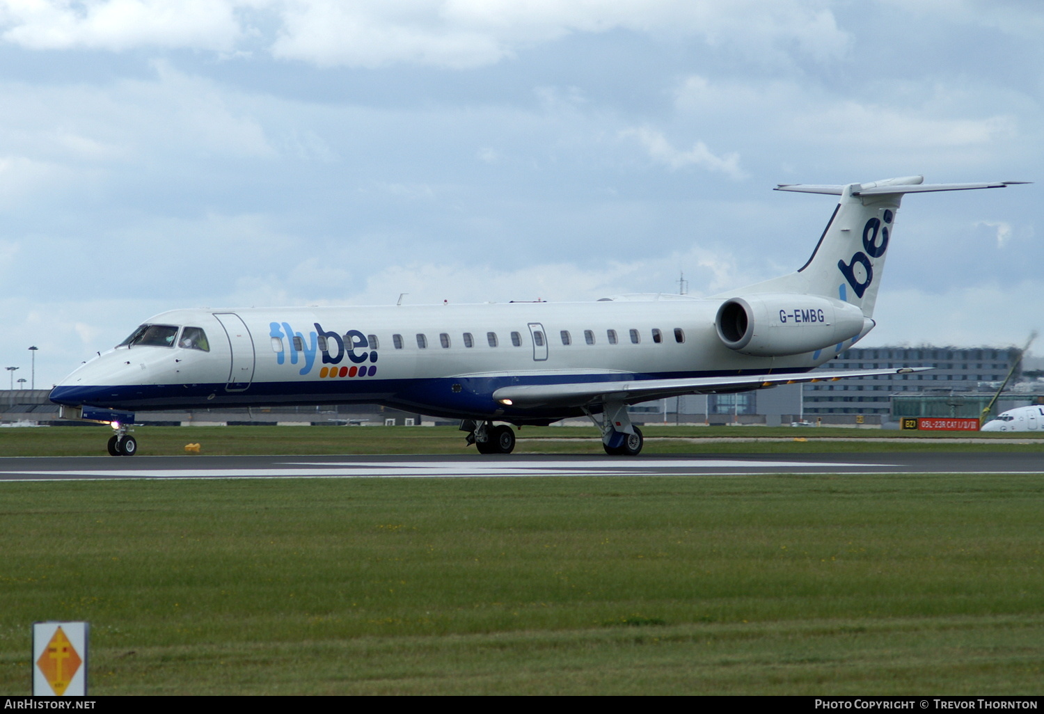 Aircraft Photo of G-EMBG | Embraer ERJ-145EU (EMB-145EU) | Flybe | AirHistory.net #294109