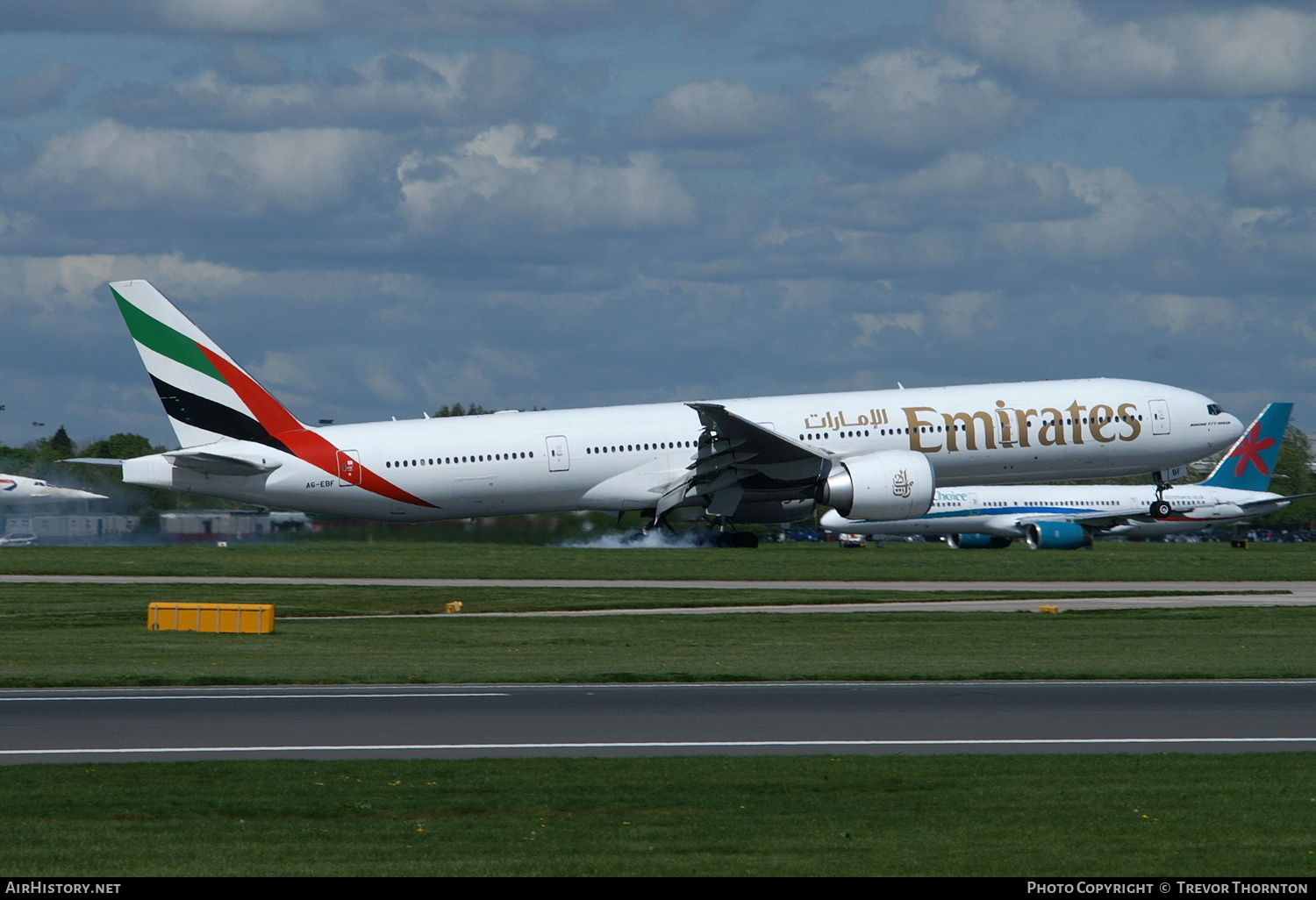Aircraft Photo of A6-EBF | Boeing 777-31H/ER | Emirates | AirHistory.net #294120