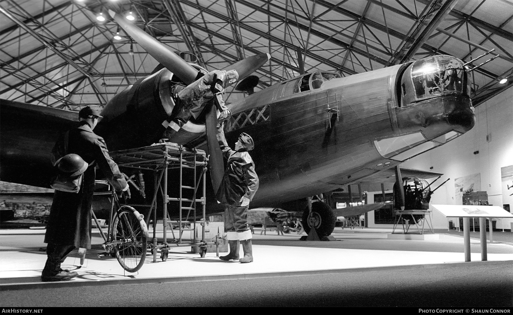Aircraft Photo of MF628 | Vickers Wellington T10 | UK - Air Force | AirHistory.net #294187