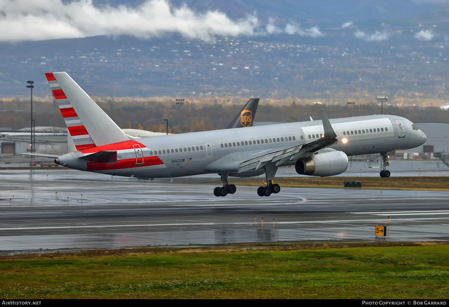 Aircraft Photo of N942UW | Boeing 757-2B7 | AirHistory.net #294222