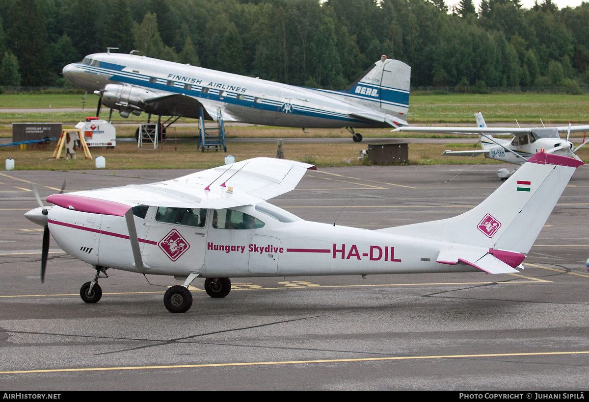Aircraft Photo of HA-DIL | Cessna 182N | Hungary Skydive | AirHistory.net #294223