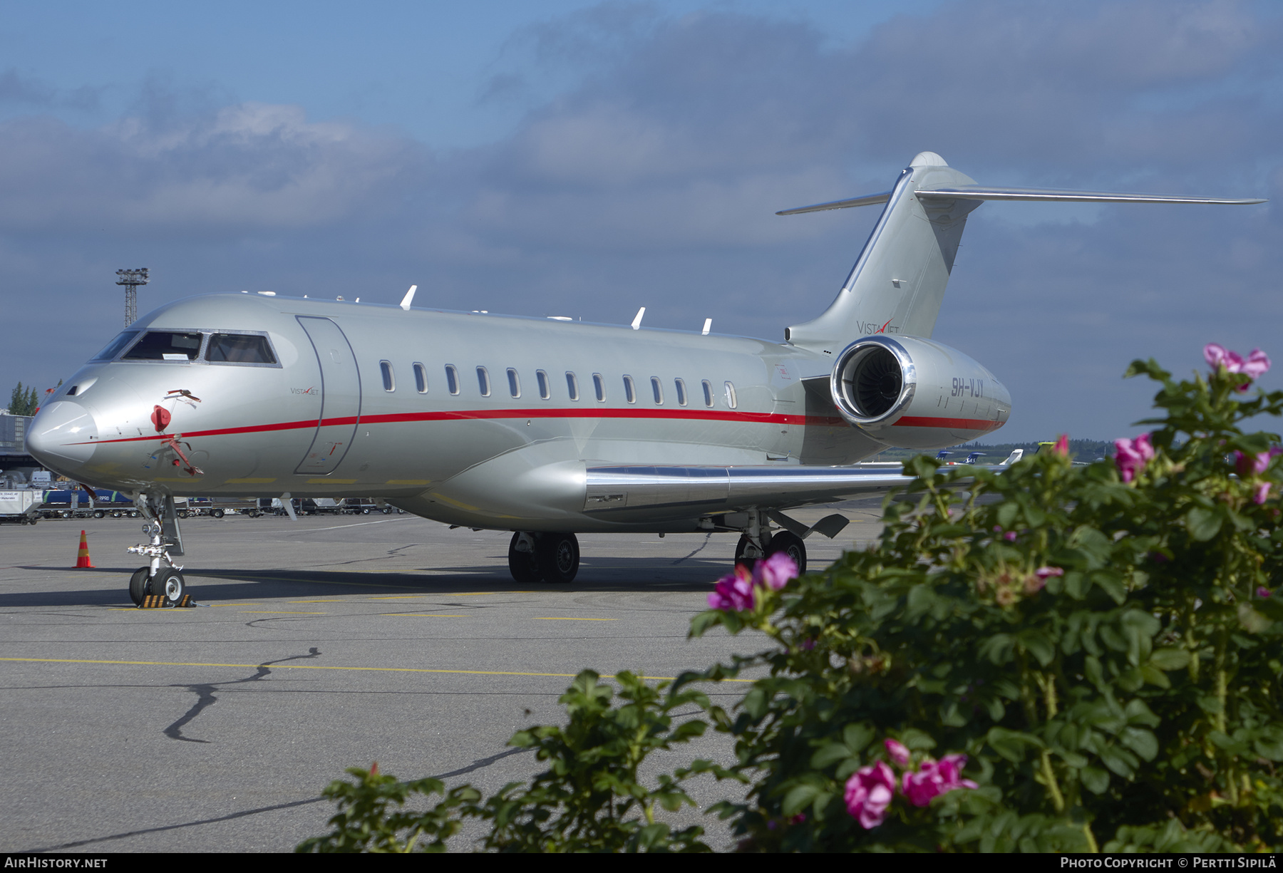 Aircraft Photo of 9H-VJY | Bombardier Global 6000 (BD-700-1A10) | VistaJet | AirHistory.net #294271