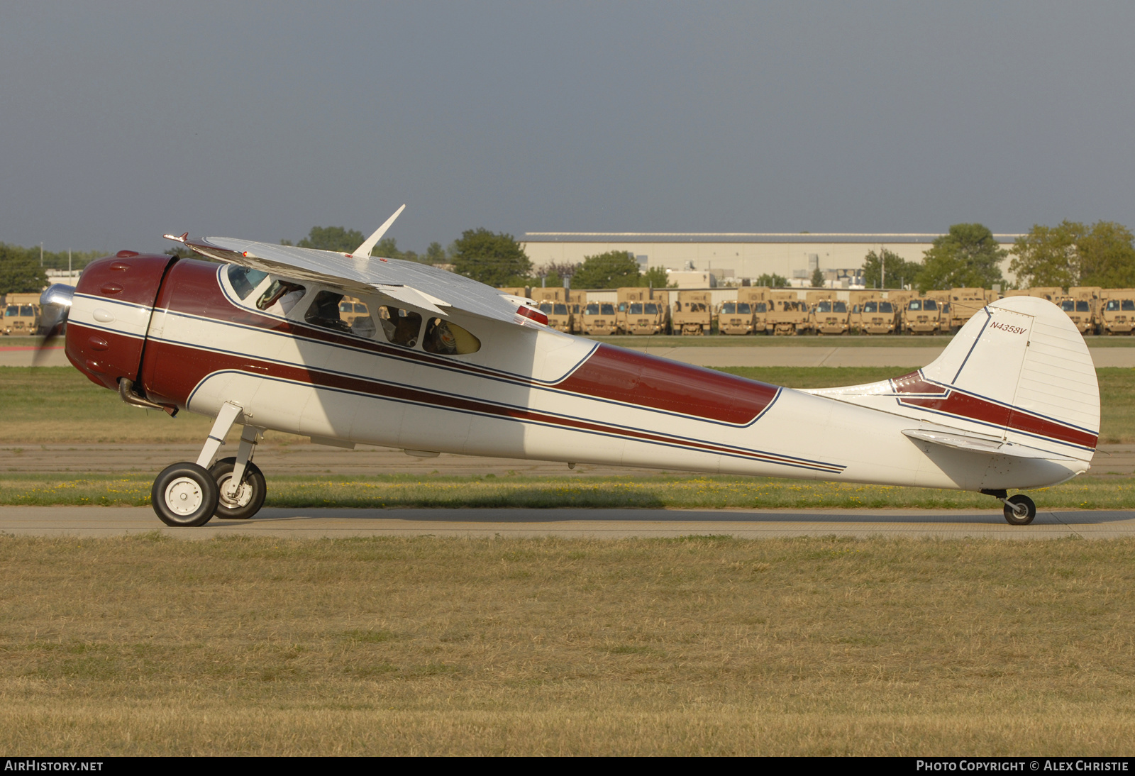 Aircraft Photo of N4358V | Cessna 195 | AirHistory.net #294285