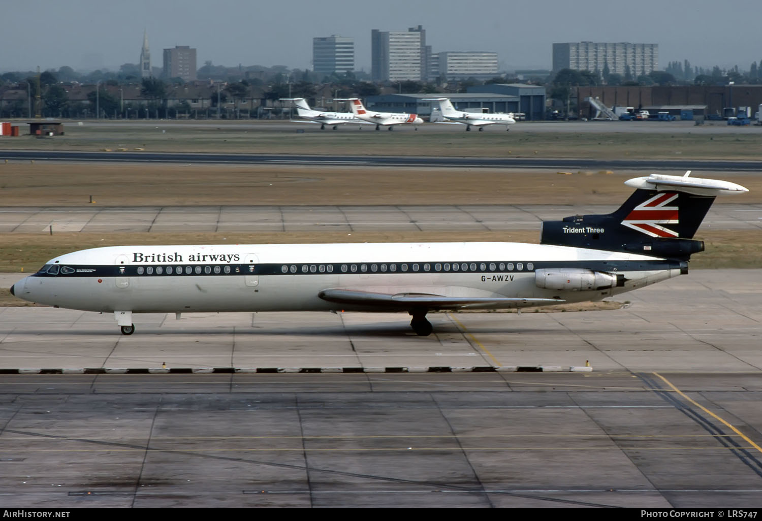 Aircraft Photo of G-AWZV | Hawker Siddeley HS-121 Trident 3B | British Airways | AirHistory.net #294294
