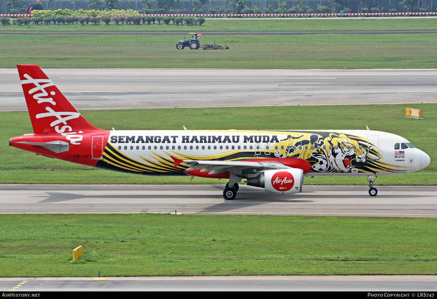 Aircraft Photo of 9M-AFI | Airbus A320-216 | AirAsia | AirHistory.net #294299