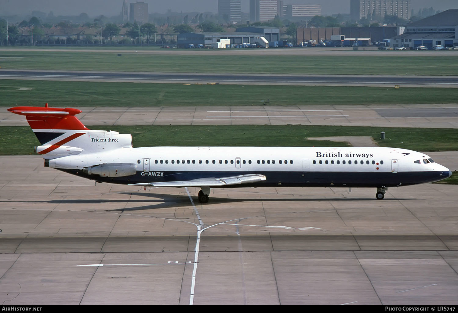 Aircraft Photo of G-AWZX | Hawker Siddeley HS-121 Trident 3B | British Airways | AirHistory.net #294447