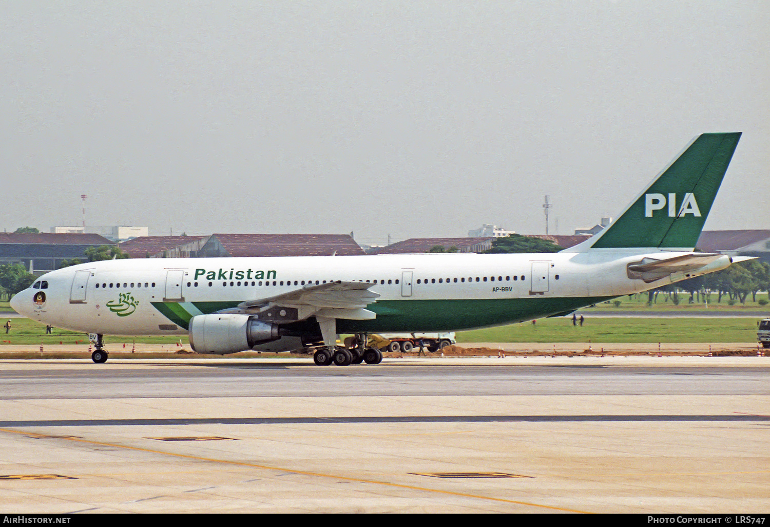 Aircraft Photo of AP-BBV | Airbus A300B4-203 | Pakistan International Airlines - PIA | AirHistory.net #294463