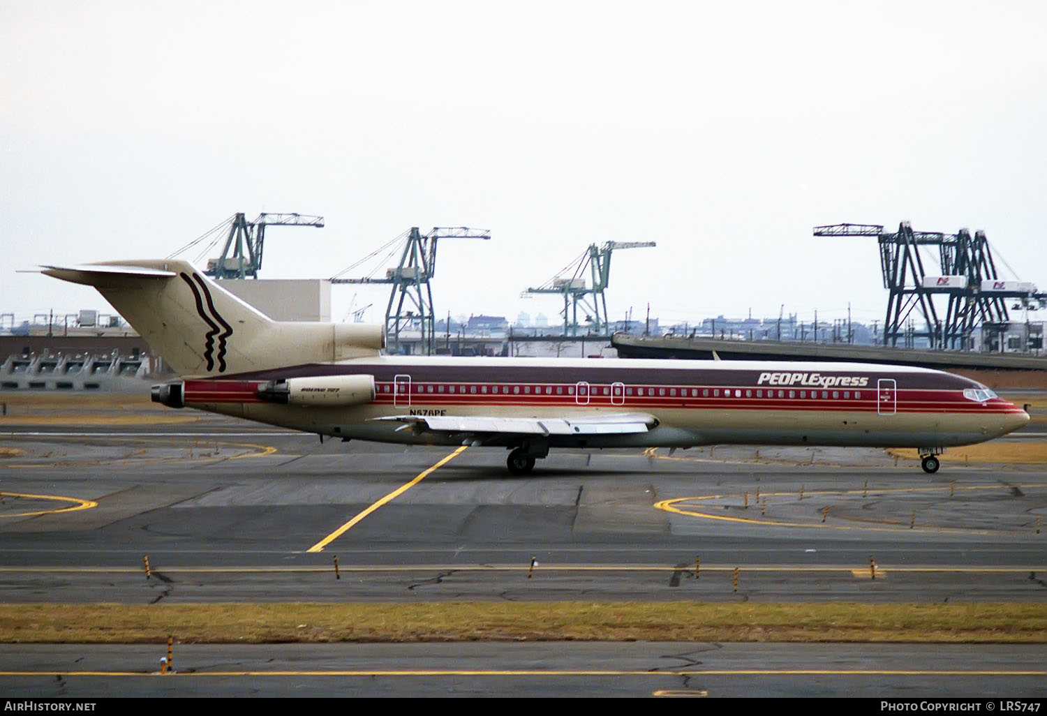 Aircraft Photo of N576PE | Boeing 727-243/Adv | PeoplExpress | AirHistory.net #294534