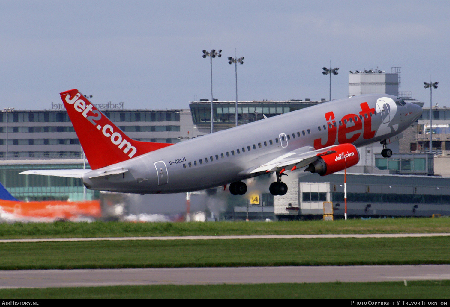 Aircraft Photo of G-CELH | Boeing 737-330 | Jet2 | AirHistory.net #294553