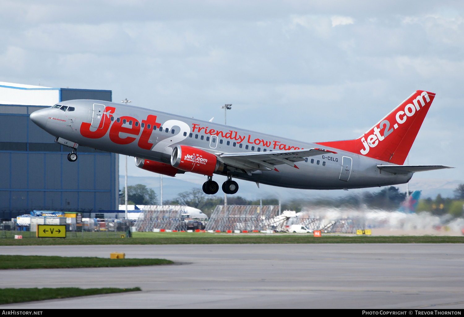 Aircraft Photo of G-CELG | Boeing 737-377 | Jet2 | AirHistory.net #294646