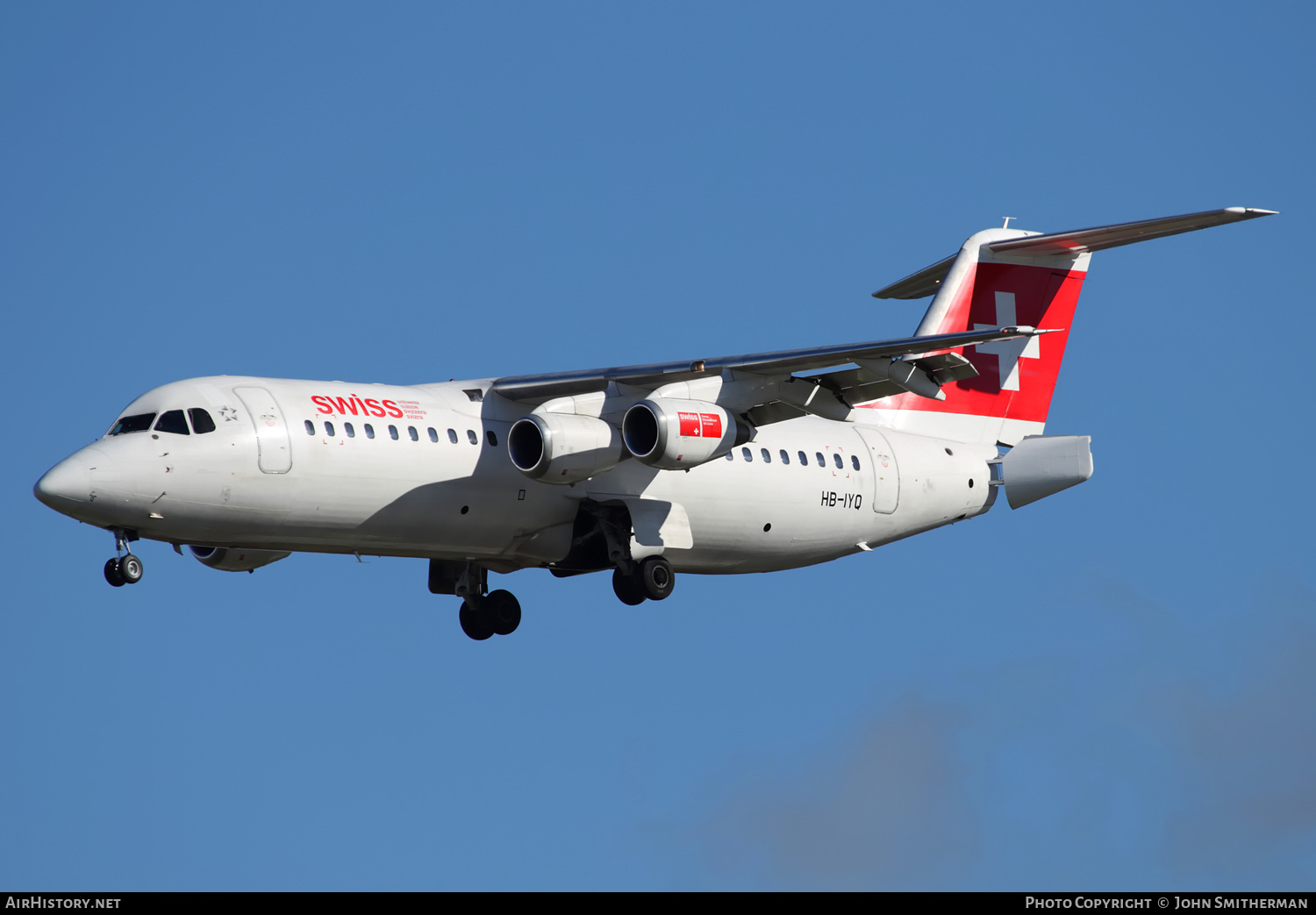 Aircraft Photo of HB-IYQ | BAE Systems Avro 146-RJ100 | Swiss International Air Lines | AirHistory.net #294762