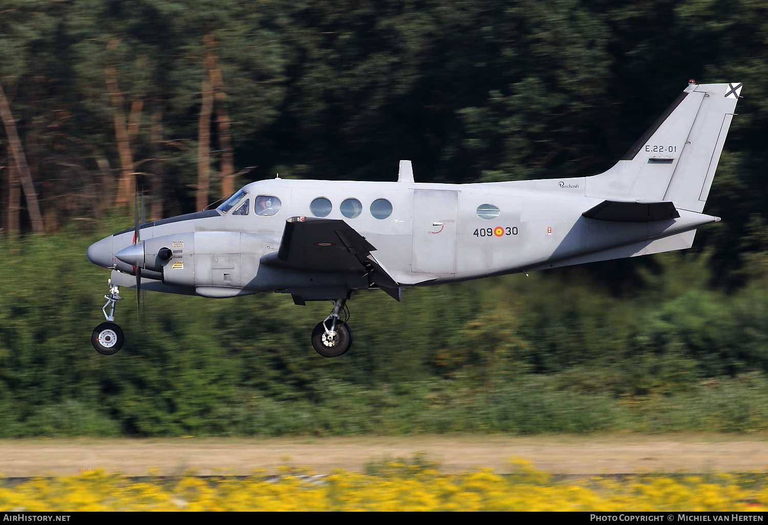 Aircraft Photo of E.22-01 | Beech C90 King Air | Spain - Air Force | AirHistory.net #294765