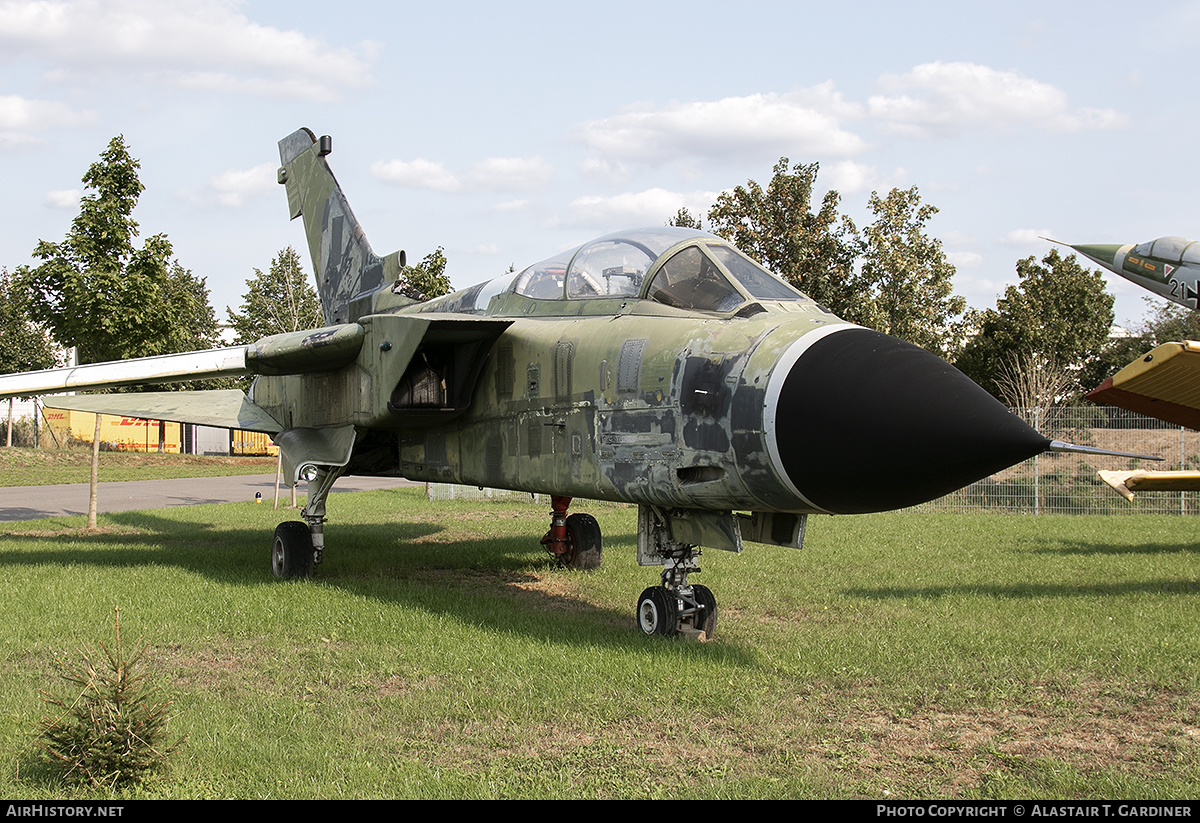 Aircraft Photo of 4330 | Panavia Tornado IDS | Germany - Air Force | AirHistory.net #294773
