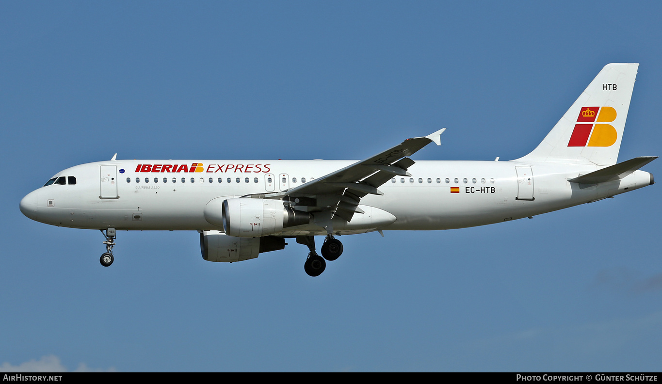 Aircraft Photo of EC-HTB | Airbus A320-214 | Iberia Express | AirHistory.net #294873