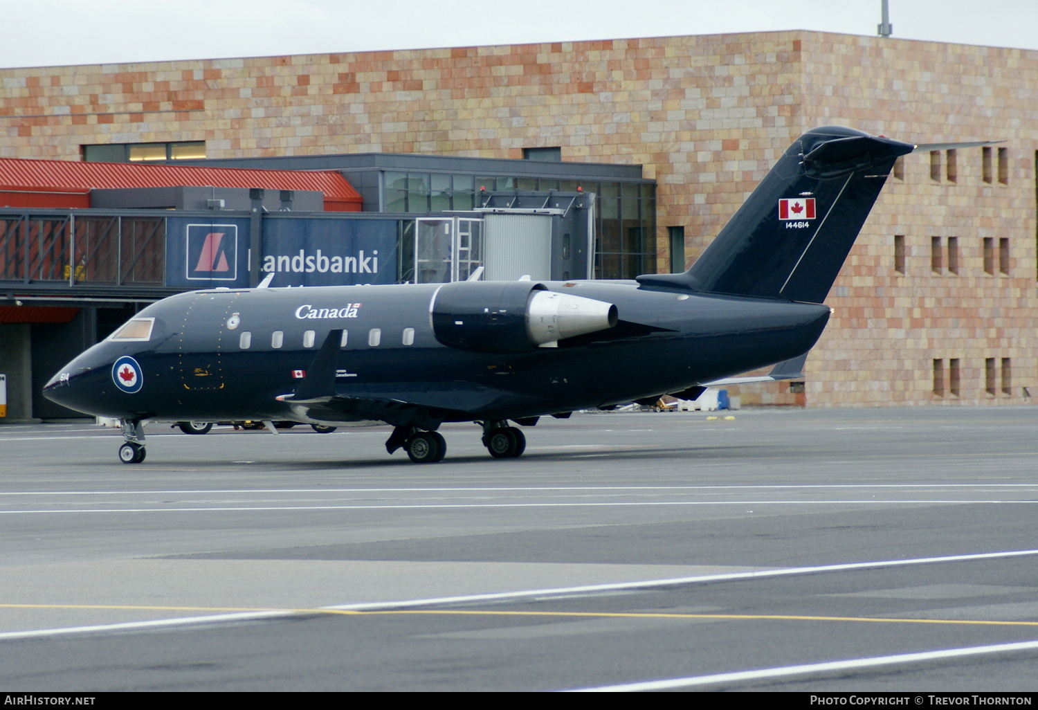 Aircraft Photo of 144614 | Canadair CC-144B Challenger (601/CL-600-2A12) | Canada - Air Force | AirHistory.net #294897