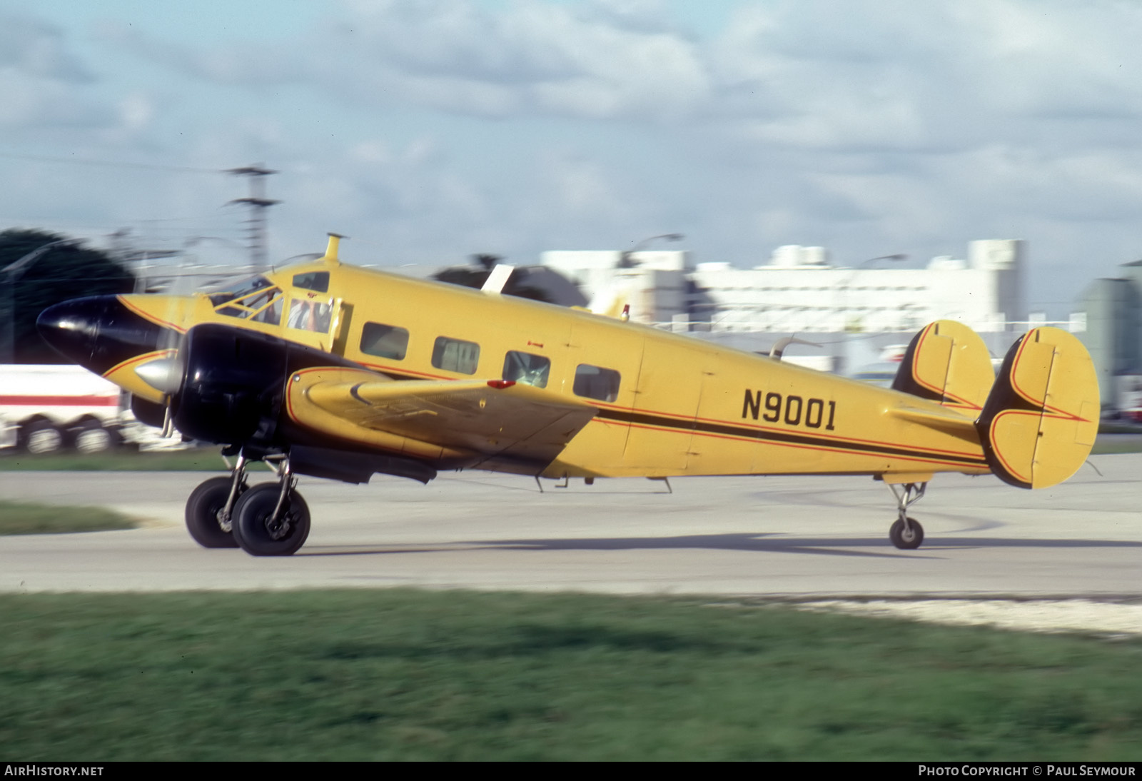Aircraft Photo of N9001 | Beech E18S-9700 | AirHistory.net #294967