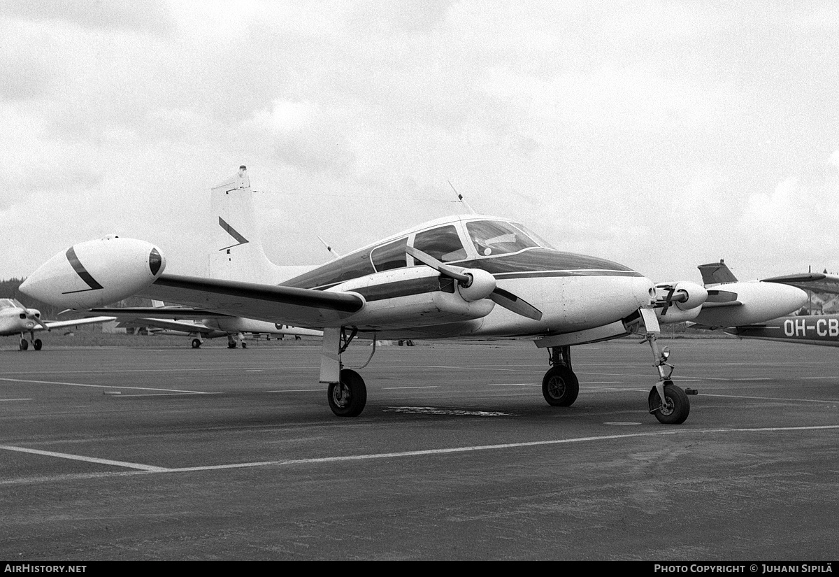 Aircraft Photo of OH-CNK | Cessna 310 | AirHistory.net #295086