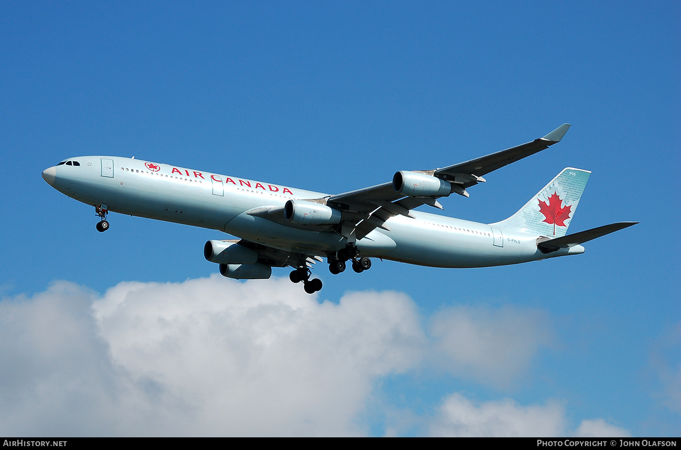 Aircraft Photo of C-FYLG | Airbus A340-313 | Air Canada | AirHistory.net #295103