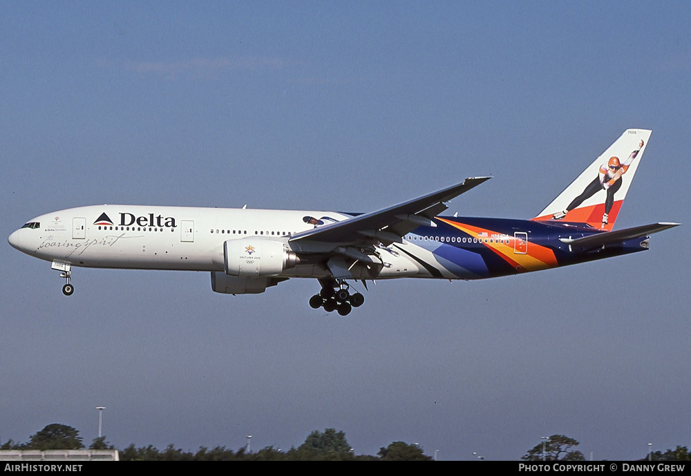 Aircraft Photo of N864DA | Boeing 777-232/ER | Delta Air Lines