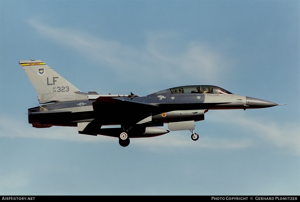 Aircraft Photo of 84-1323 / AF84-323 | General Dynamics F-16D Fighting Falcon | USA - Air Force | AirHistory.net #295253