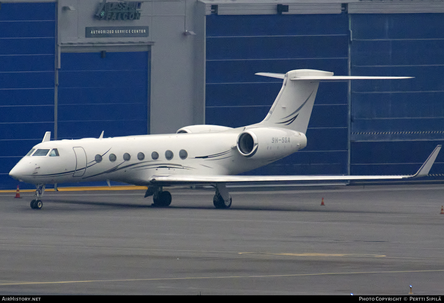 Aircraft Photo of 9H-SGA | Gulfstream Aerospace G-V-SP Gulfstream G550 | AirHistory.net #295335