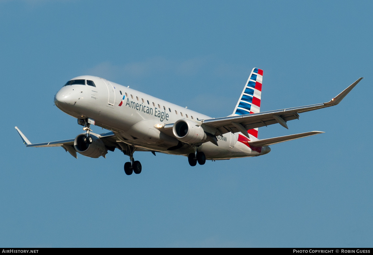 Aircraft Photo of N236NN | Embraer 175LR (ERJ-170-200LR) | American Eagle | AirHistory.net #295395