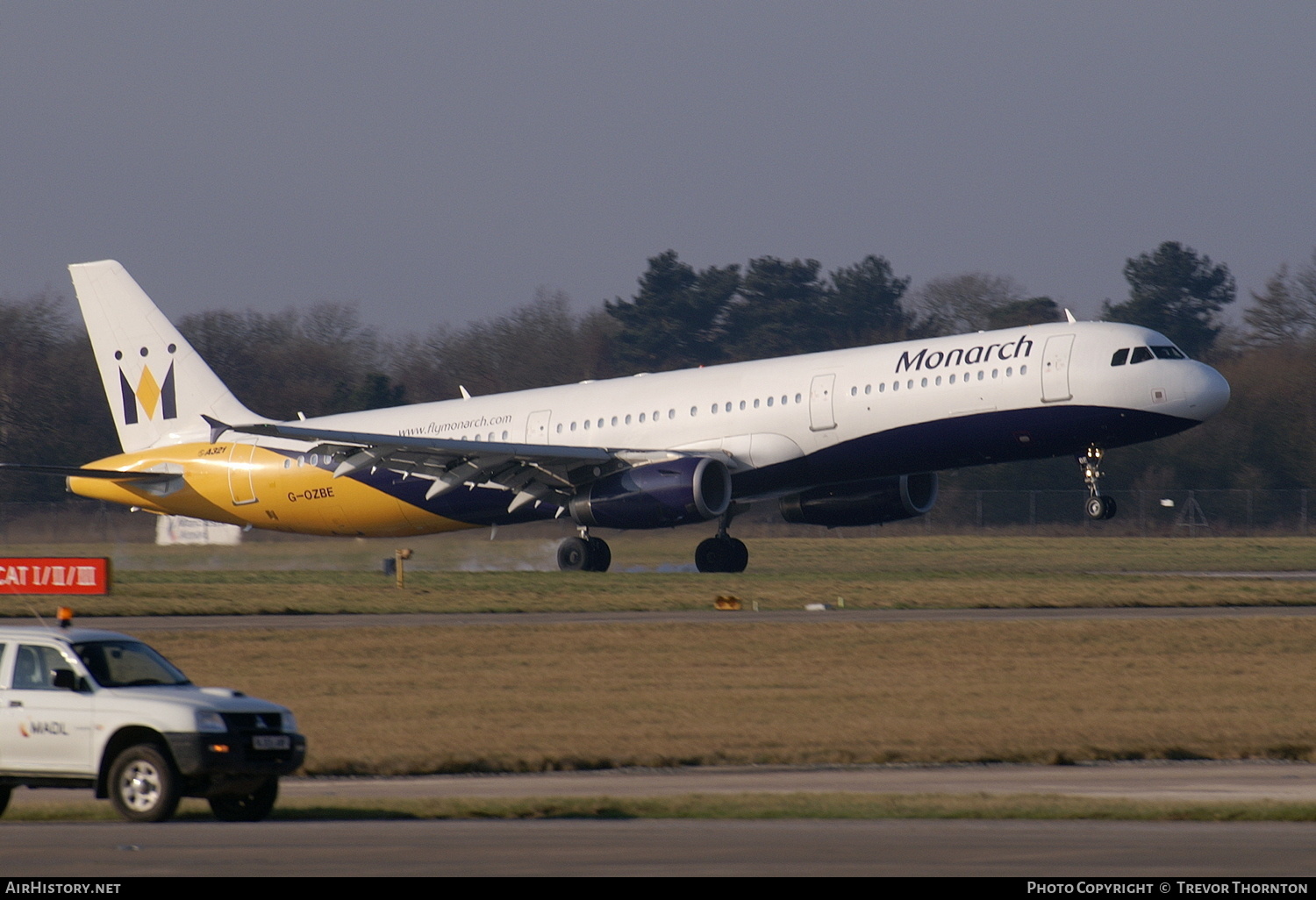 Aircraft Photo of G-OZBE | Airbus A321-231 | Monarch Airlines | AirHistory.net #295423