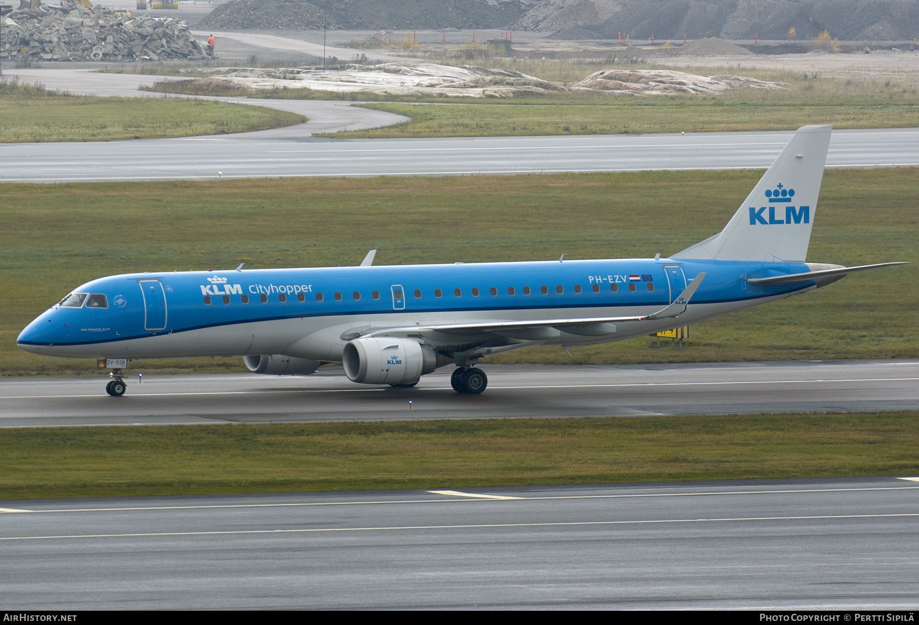 Aircraft Photo of PH-EZV | Embraer 190STD (ERJ-190-100STD) | KLM Cityhopper | AirHistory.net #295464