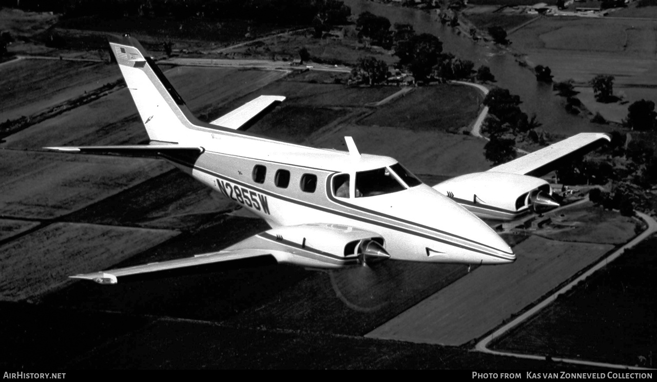Aircraft Photo of N2855W | Beech B60 Duke | AirHistory.net #295470