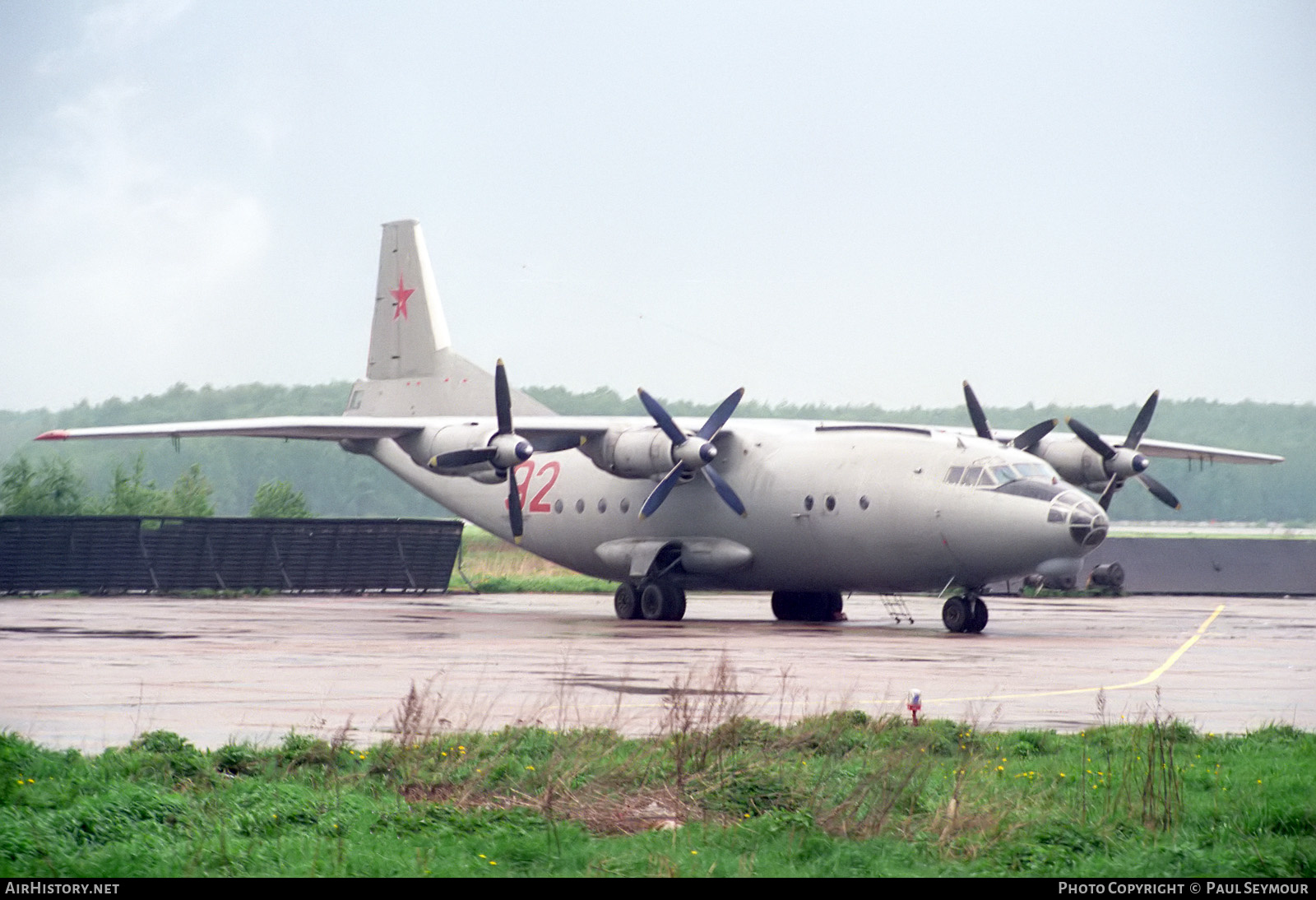 Aircraft Photo of 92 red | Antonov An-12... | Russia - Air Force | AirHistory.net #295476