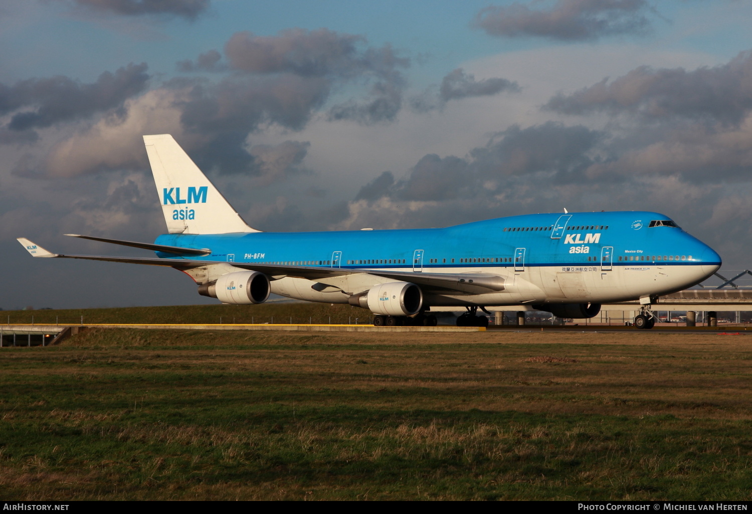 Aircraft Photo of PH-BFM | Boeing 747-406M | KLM Asia | AirHistory.net #295480