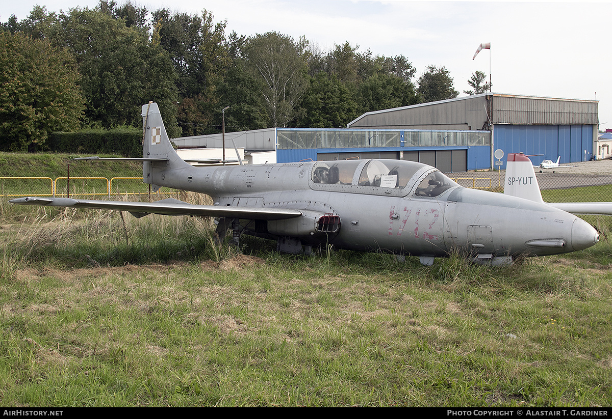 Aircraft Photo of 1712 | PZL-Mielec TS-11 Iskra bis DF | Poland - Air Force | AirHistory.net #295487