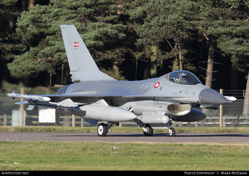 Aircraft Photo of E-074 | General Dynamics F-16AM Fighting Falcon | Denmark - Air Force | AirHistory.net #295593