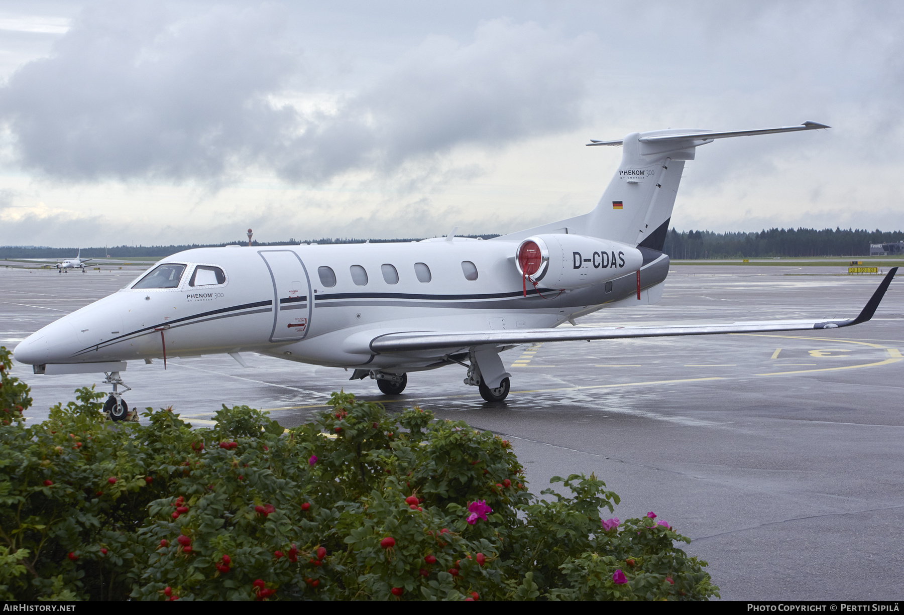 Aircraft Photo of D-CDAS | Embraer EMB-505 Phenom 300 | AirHistory.net #295609
