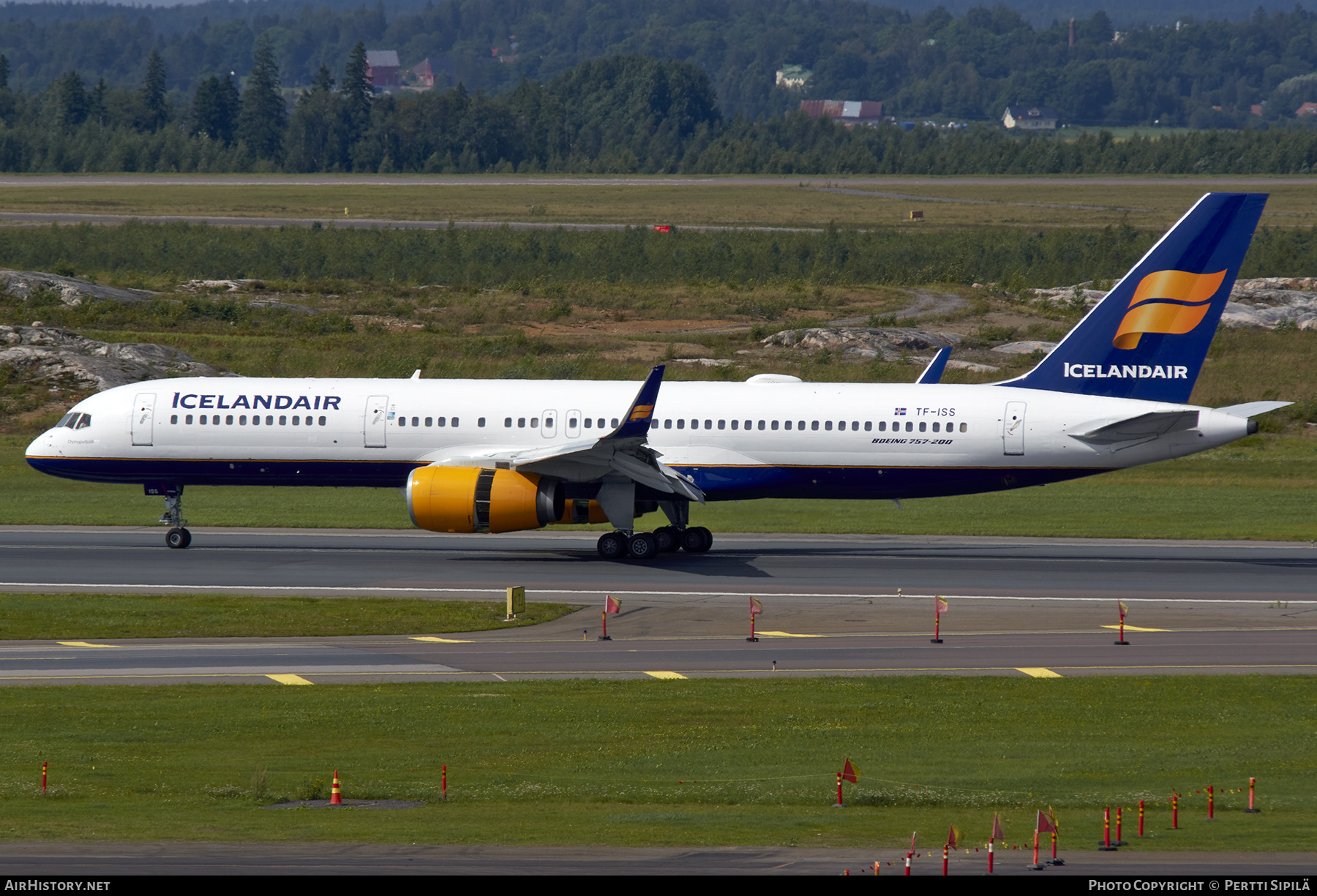 Aircraft Photo of TF-ISS | Boeing 757-223 | Icelandair | AirHistory.net #295669