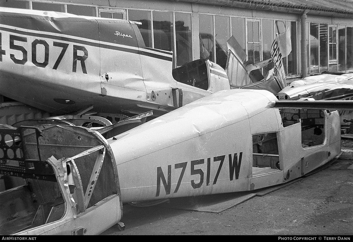 Aircraft Photo of N7517W | Piper PA-28-180 Cherokee C | AirHistory.net #295761
