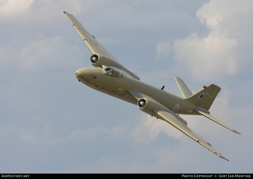 Aircraft Photo of XH131 | English Electric Canberra PR9 | UK - Air Force | AirHistory.net #295774