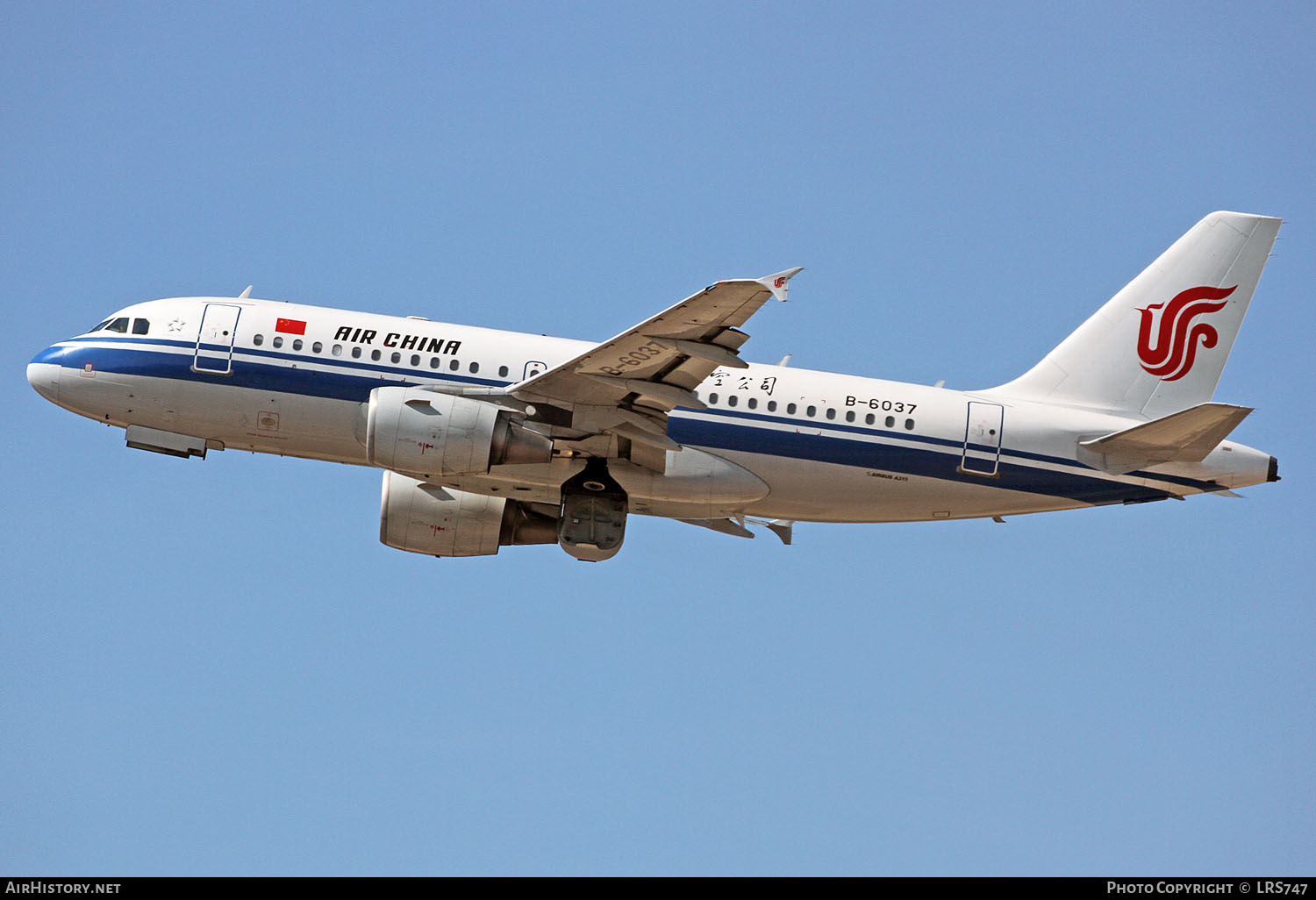 Aircraft Photo of B-6037 | Airbus A319-115 | Air China | AirHistory.net #295828