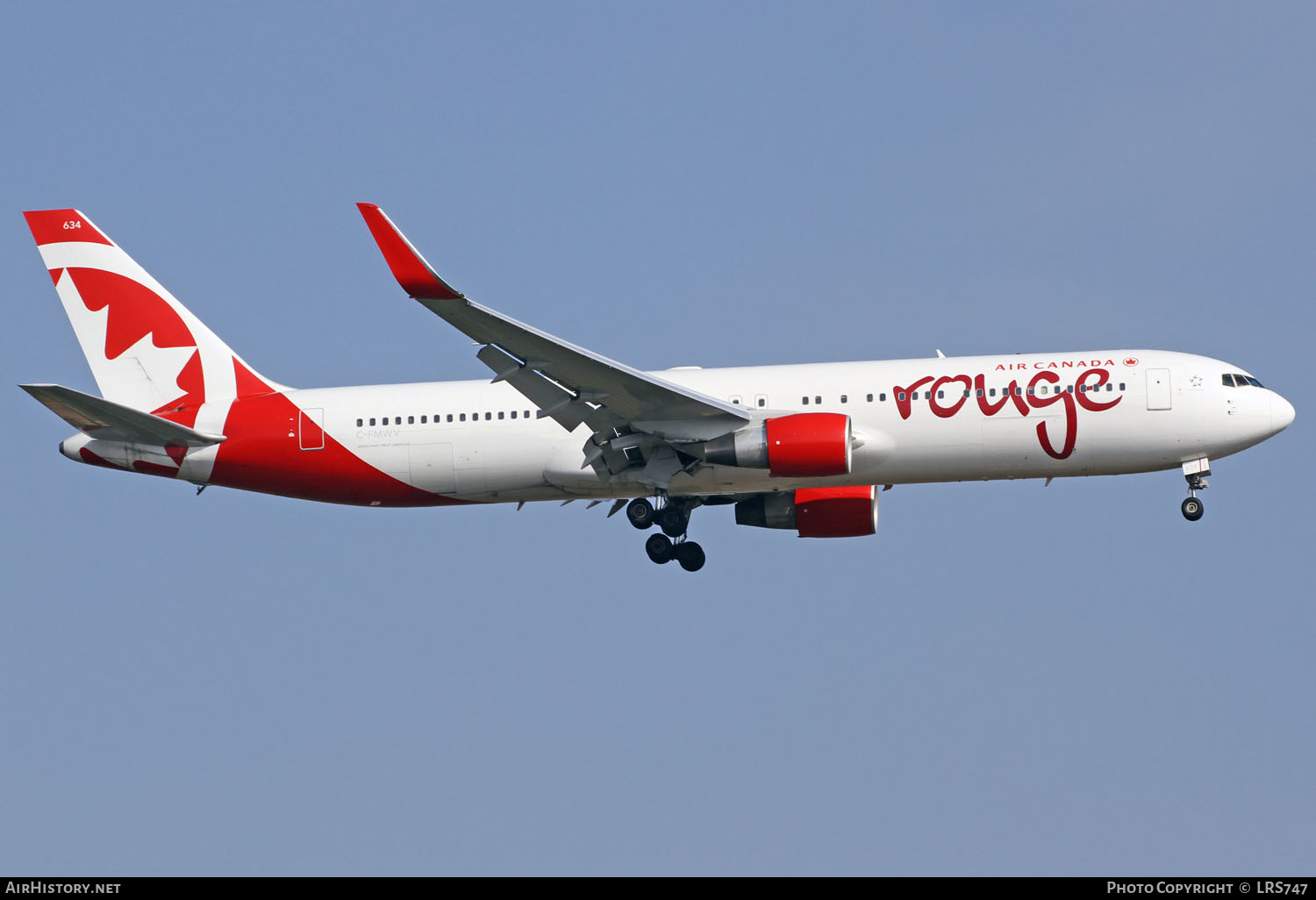 Aircraft Photo of C-FMWV | Boeing 767-333/ER | Air Canada Rouge | AirHistory.net #295933