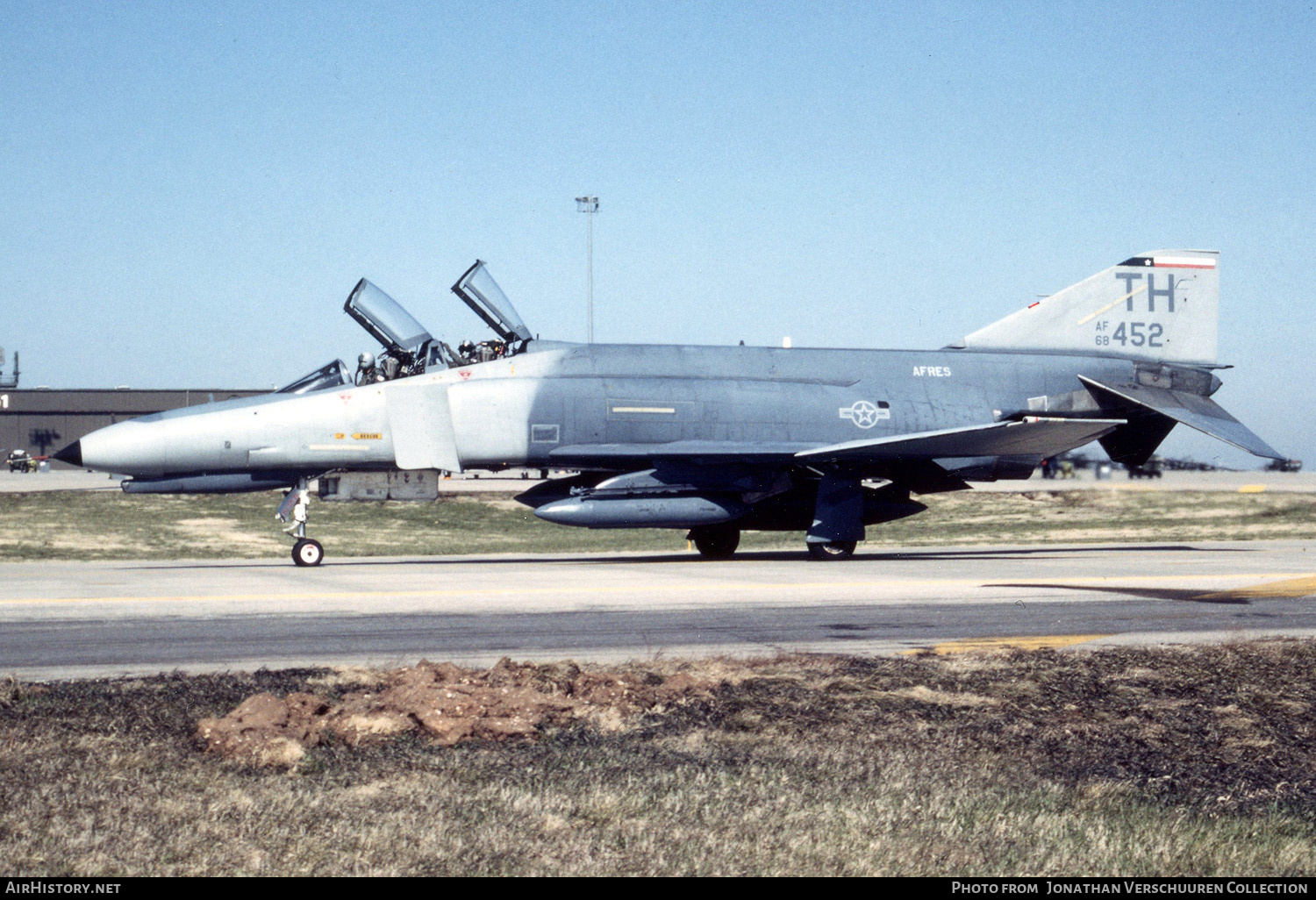 Aircraft Photo of 68-0452 / AF68-452 | McDonnell Douglas F-4E Phantom II | USA - Air Force | AirHistory.net #295992