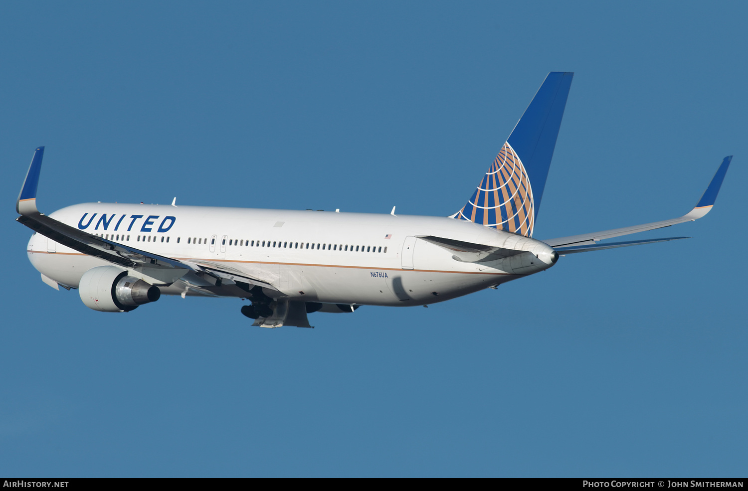 Aircraft Photo of N676UA | Boeing 767-322/ER | United Airlines | AirHistory.net #296074