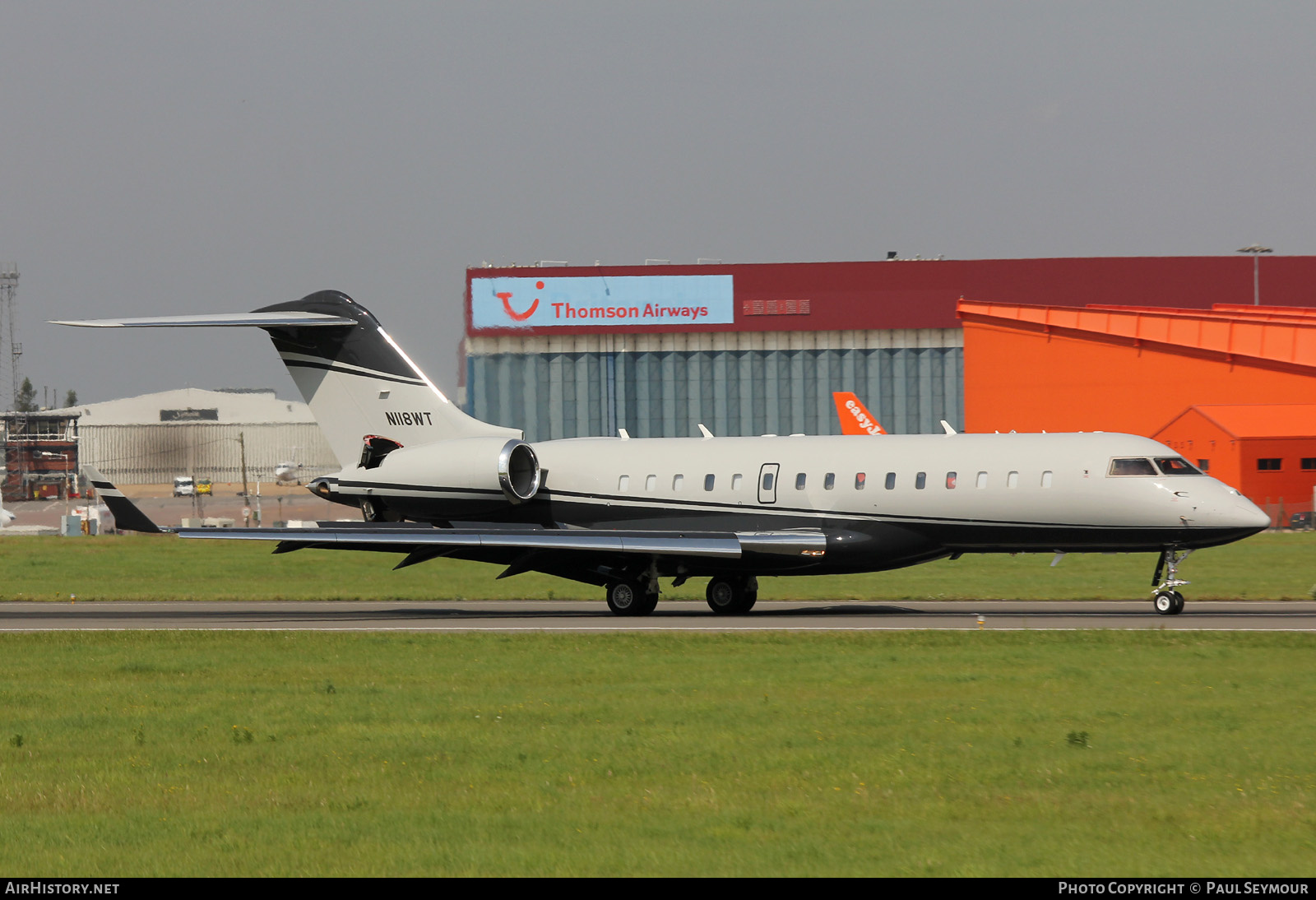 Aircraft Photo of N118WT | Bombardier Global Express XRS (BD-700-1A10) | AirHistory.net #296246