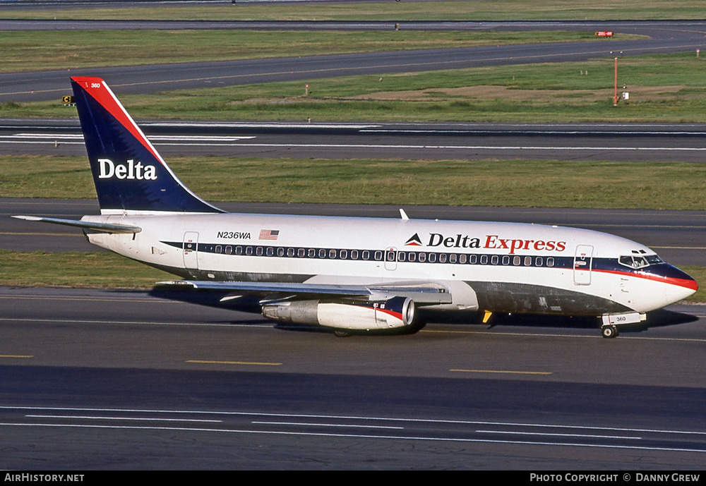 Aircraft Photo of N236WA | Boeing 737-247/Adv | Delta Express | AirHistory.net #296251