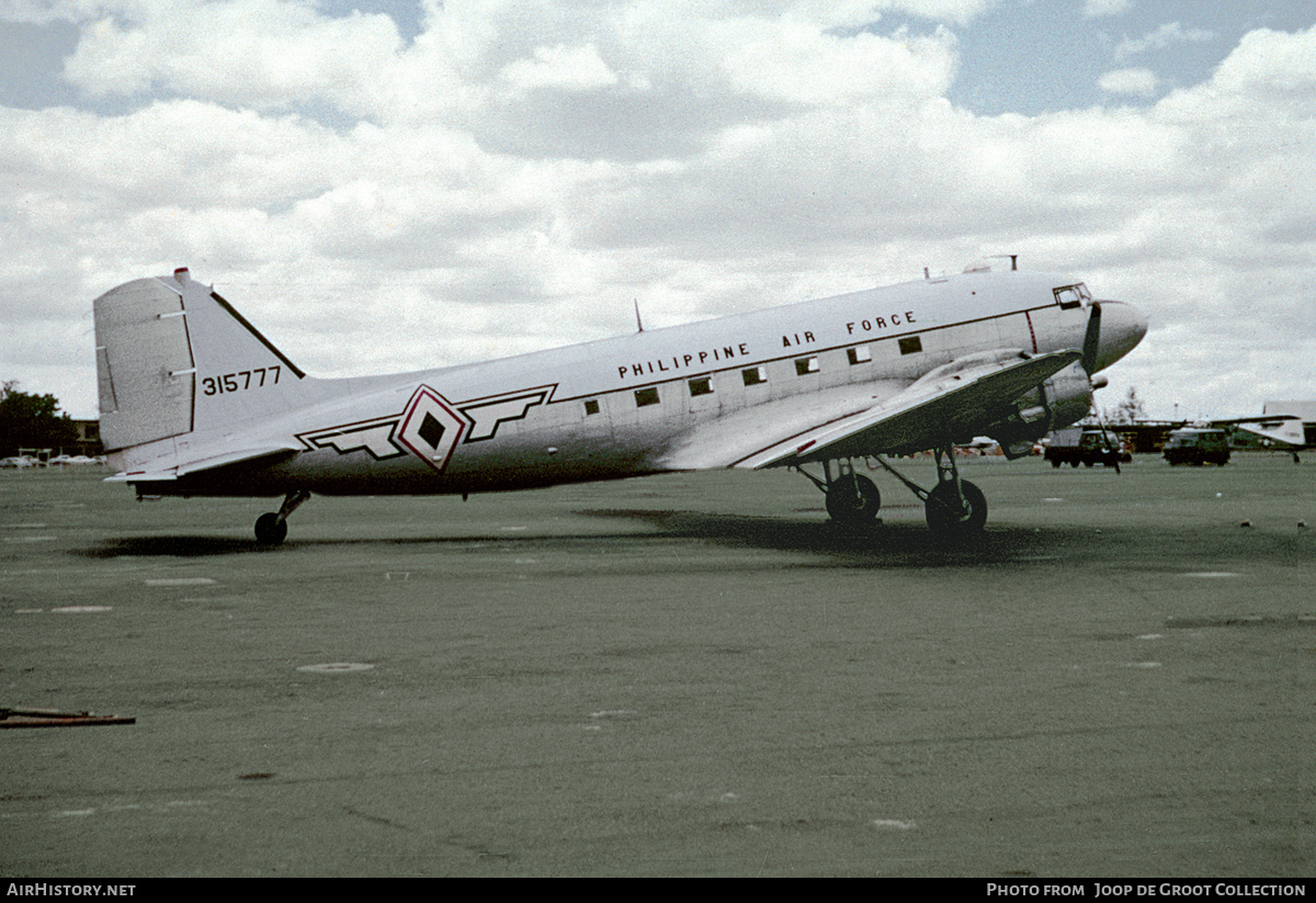 Aircraft Photo of 315777 | Douglas C-47A Skytrain | Philippines - Air Force | AirHistory.net #296354