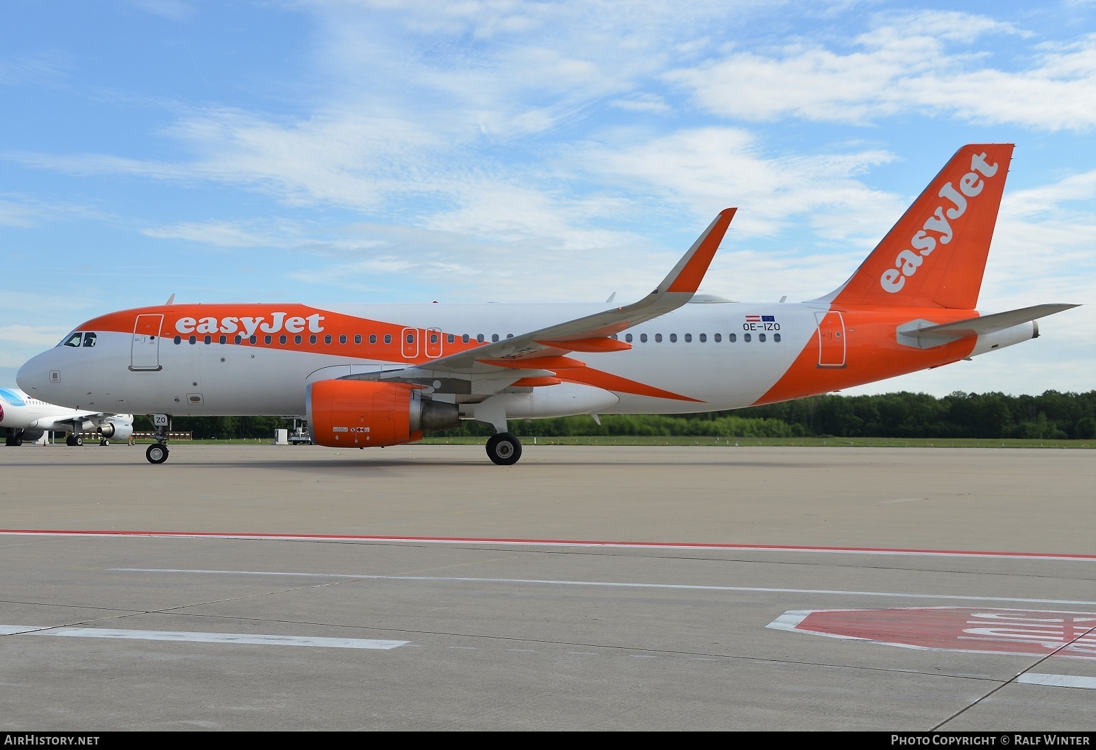 Aircraft Photo of OE-IZO | Airbus A320-214 | EasyJet | AirHistory.net #296403